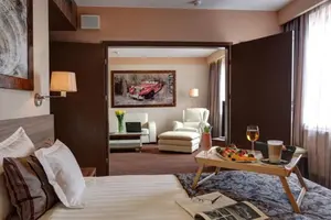Apartment-card